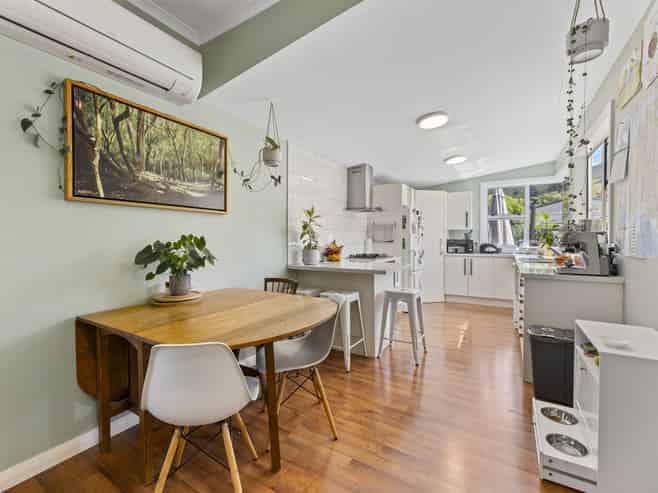 15 Hugh Street, Sawyers Bay