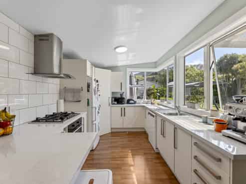 15 Hugh Street, Sawyers Bay