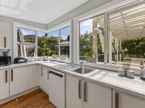 15 Hugh Street, Sawyers Bay