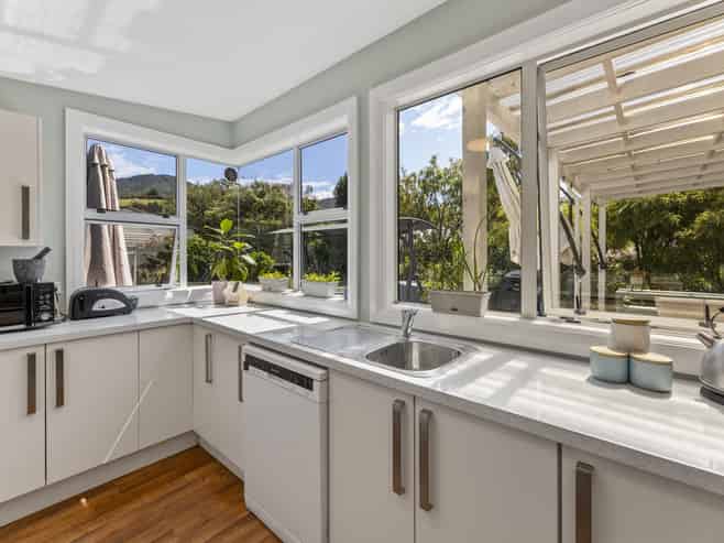 15 Hugh Street, Sawyers Bay