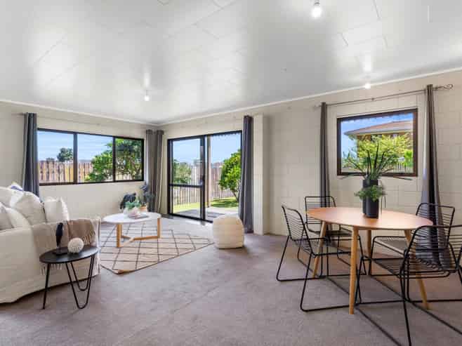 102 Pillans Road, Otumoetai