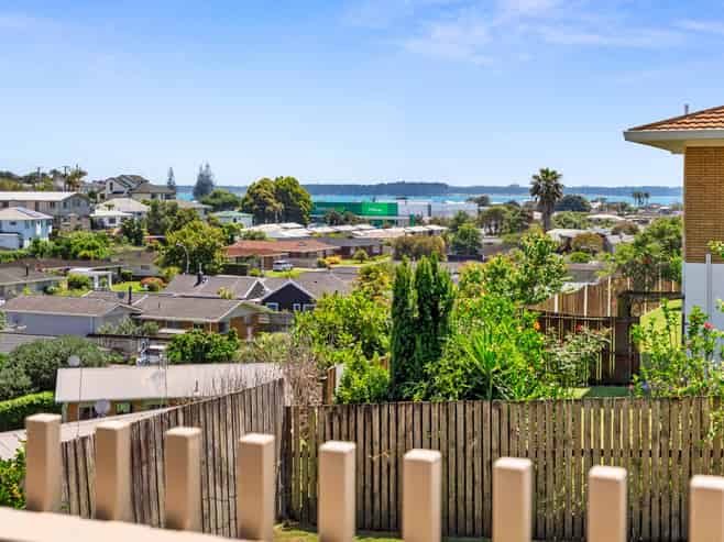 102 Pillans Road, Otumoetai