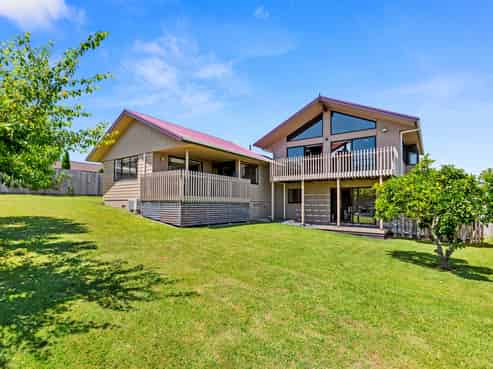 102 Pillans Road, Otumoetai