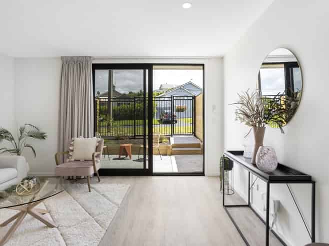 4/30 Dundonald Street, Tainui