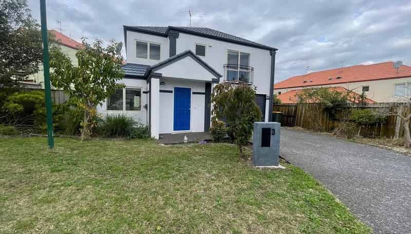 3 Dainton Place, New Lynn