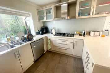 878A Dominion Road, Mount Eden