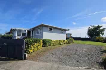 2 Ranfurly Street, Waitara