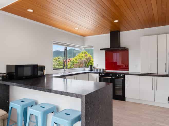 24 St James Court, Paraparaumu