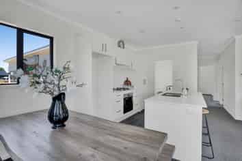 11 Horoeka Street, Inglewood