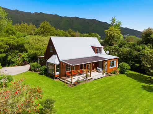 193 State Highway 1, Waikanae