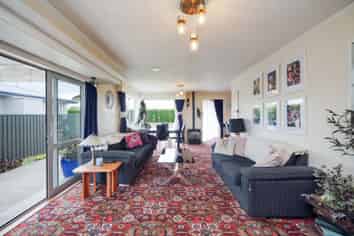 24 Mackenzie Street, Winton