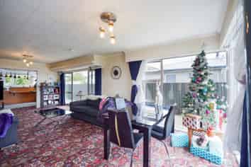 24 Mackenzie Street, Winton