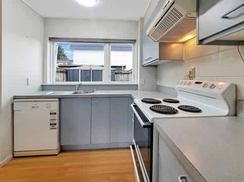 B/3 William Booth Grove, Trentham