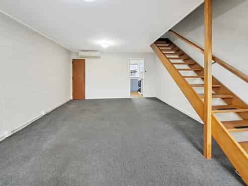 B/3 William Booth Grove, Trentham