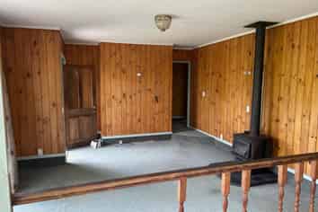 76 Kaipara Coast Highway, Helensville