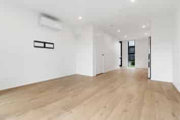 19/35 Convoy Lane, Otahuhu