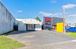 Versatile City Fringe Offering