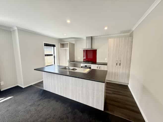 8 Avalon Park Drive, Avalon