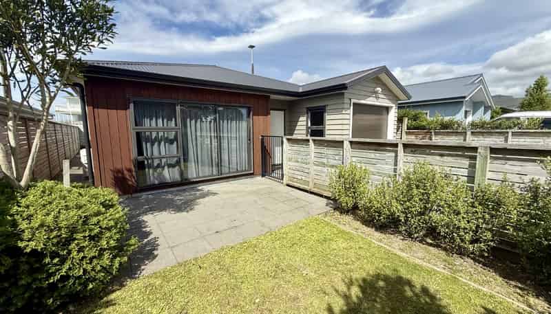 8 Avalon Park Drive, Avalon