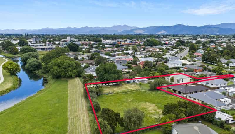 42 Dillons Point Road, Islington