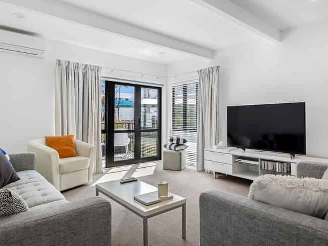 10/140 Office Road, Merivale