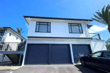 129/2 Armoy Drive, East Tamaki