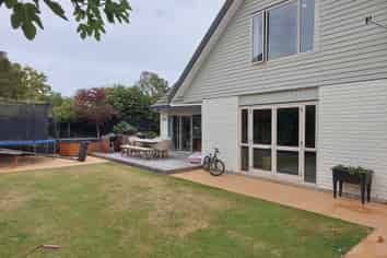 9 Forest Drive, Parklands