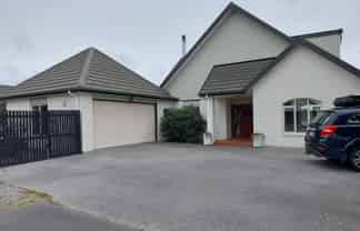 9 Forest Drive, Parklands