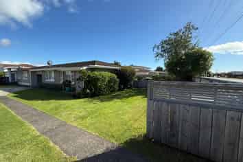 1/163 Levers Road, Matua