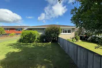 1/163 Levers Road, Matua