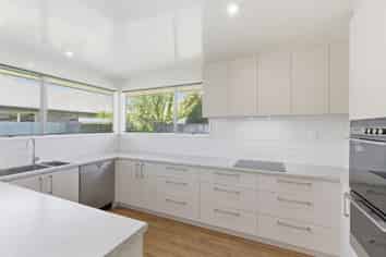 2/10 Baretta Street, Somerfield