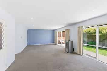 2/10 Baretta Street, Somerfield