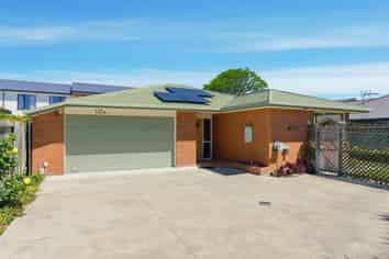 2/10 Baretta Street, Somerfield