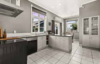 115 Charlotte Crescent, Mayfair