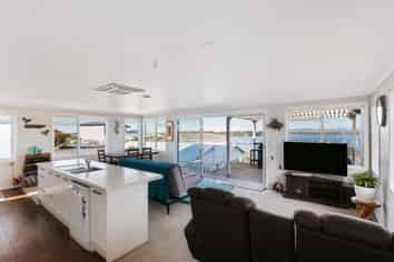 35 Coppelia Avenue, Omokoroa