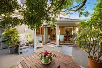 30 Mauritius Key, Papamoa