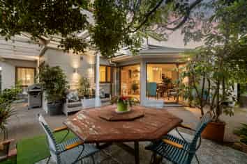 30 Mauritius Key, Papamoa