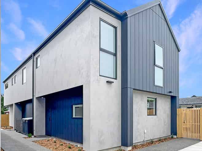 8/527 Hereford Street, Linwood