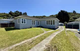 12 Davis Grove, Wainuiomata