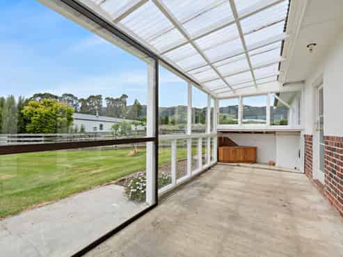 50 & 50a Bushyhill Street, Tapanui