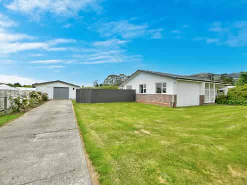 50 & 50a Bushyhill Street, Tapanui