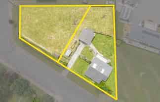 50 & 50a Bushyhill Street, Tapanui