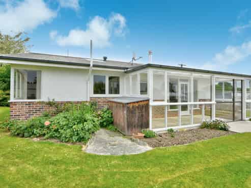 50 & 50a Bushyhill Street, Tapanui