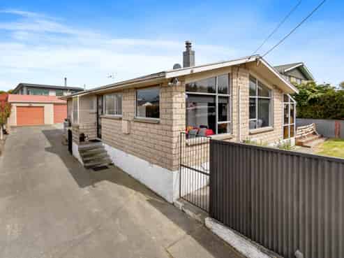 80 Mountain View Road, Glenwood