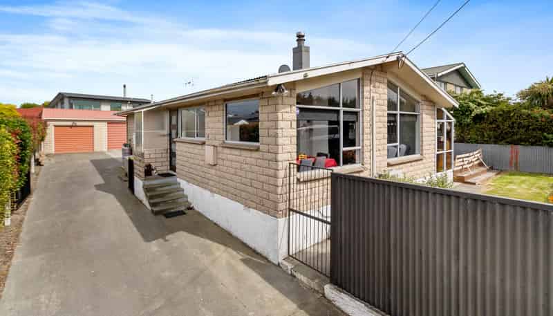 80 Mountain View Road, Glenwood