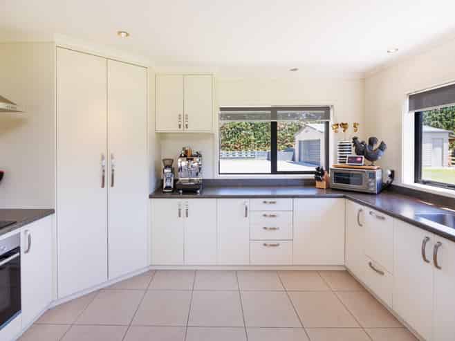 118 Clevely Line, Bunnythorpe