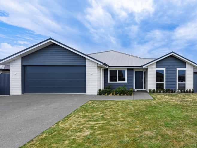 31 Hikawera Drive, Frimley