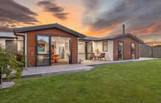 9 Isthmus Place, Lake Hawea