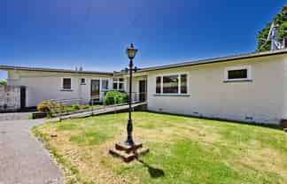 50 Watt Road, Otatara