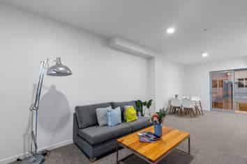 4/1 Matuhi Rise, Henderson